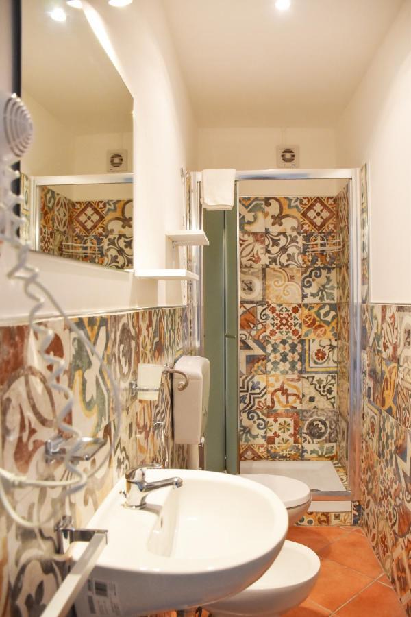 Dimora San Domenico Bed & Breakfast Palermo Bagian luar foto