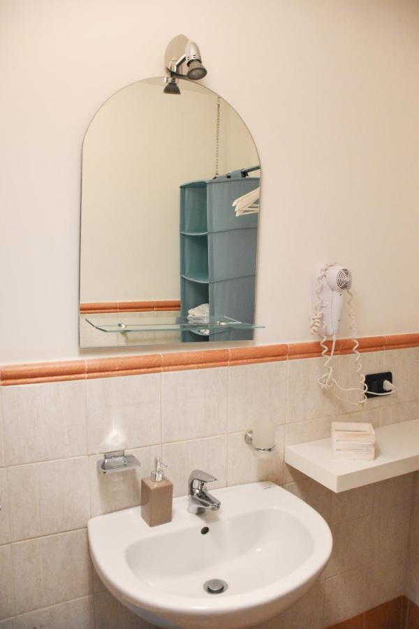 Dimora San Domenico Bed & Breakfast Palermo Bagian luar foto