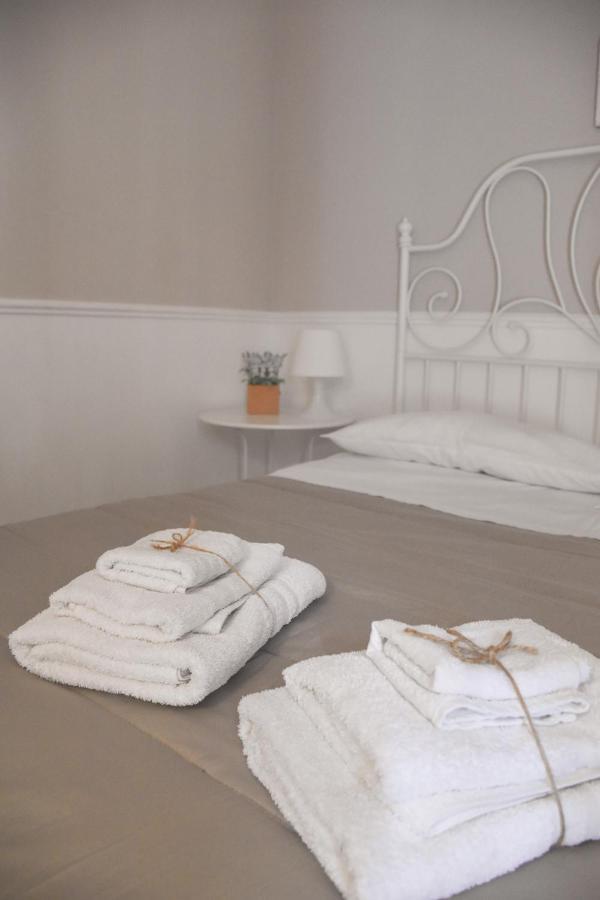 Dimora San Domenico Bed & Breakfast Palermo Bagian luar foto